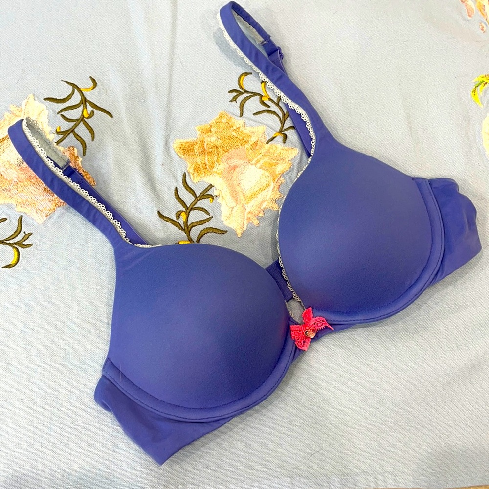 Victoria’s Secret Body Push-Up Bra EUC